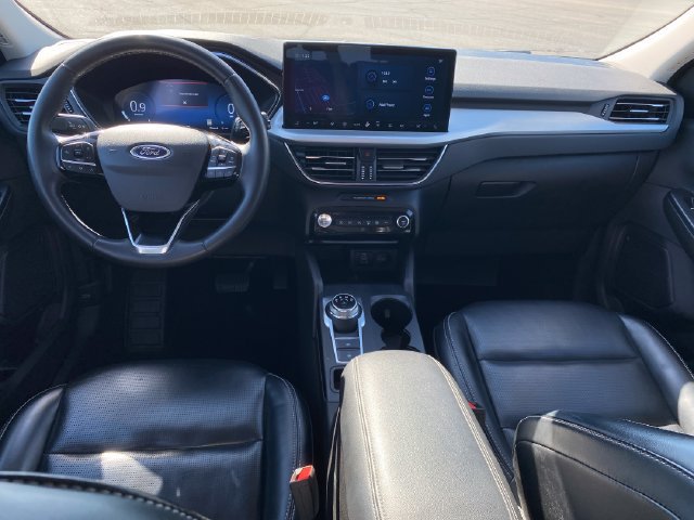 Used 2024 Ford Escape Platinum AWD/4WD image 5