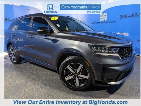 Used 2021 Kia Sorento S FWD image 4