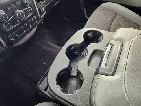 Used 2017 RAM 1500 Big Horn image 26