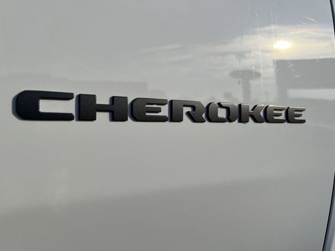 New 2026 Jeep Cherokee Limited image 3
