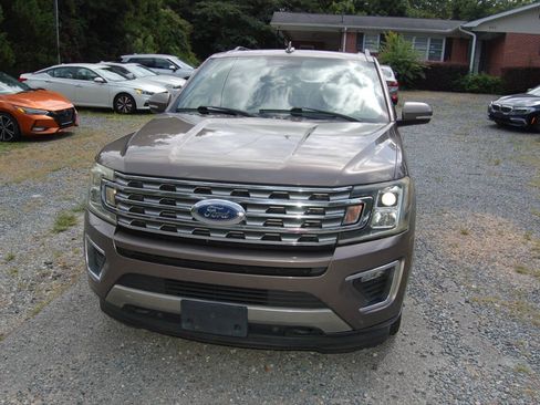 Used 2018 Ford Expedition Max Limited AWD/4WD image 5