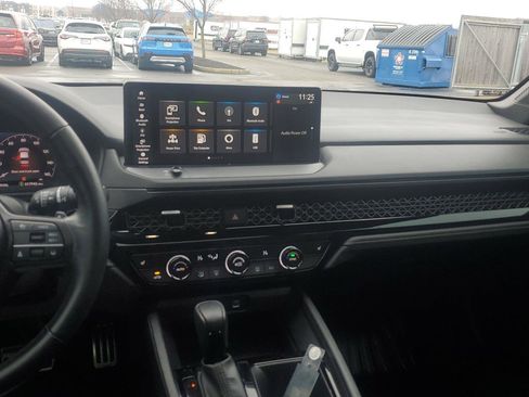 Used 2024 Honda Accord Sport image 27