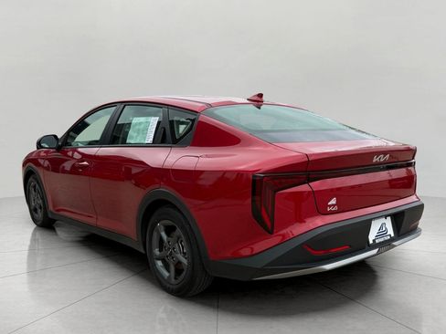 Used 2025 Kia K4 FWD image 10