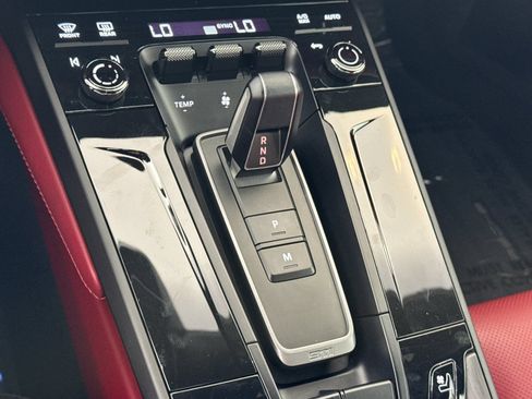 Certified 2025 Porsche 911 Carrera 4 GTS AWD/4WD image 22
