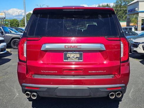 Used 2023 GMC Yukon Denali AWD/4WD image 4