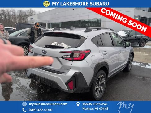 Used 2024 Subaru Crosstrek 2.0i Premium w/ Popular Package #3 image 8