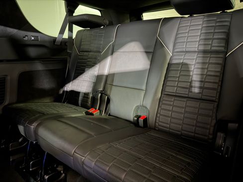 Certified 2024 Cadillac Escalade ESV V AWD/4WD image 54