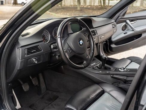 Used 2011 BMW M3 Sedan RWD image 5