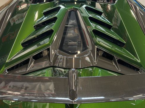 Used 2021 Lamborghini Aventador SVJ AWD/4WD image 54