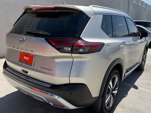 Used 2023 Nissan Rogue Platinum FWD image 9