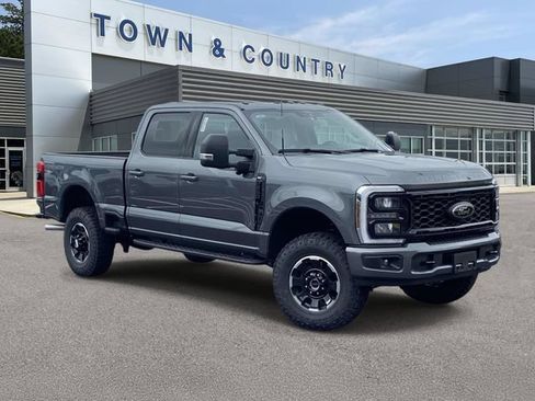 Used 2026 Ford F250 XLT w/ XLT Premium Package AWD/4WD image 1