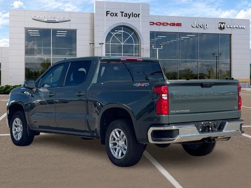 Used 2025 Chevrolet Silverado 1500 LT AWD/4WD image 4