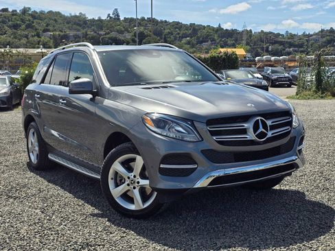 Used 2019 Mercedes-Benz GLE 400 4MATIC image 9