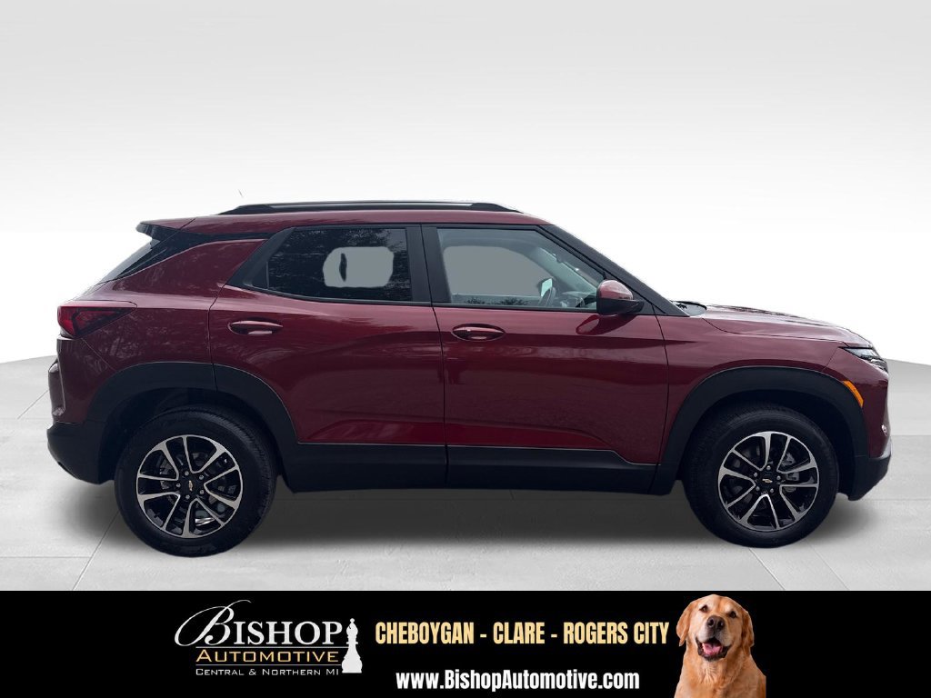 Used 2025 Chevrolet TrailBlazer LT AWD/4WD image 12