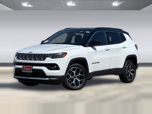 Used 2025 Jeep Compass Limited AWD/4WD image 23