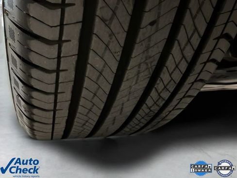 Used 2024 Cadillac Lyriq Luxury image 93