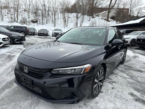 Used 2022 Honda Civic EX image 2