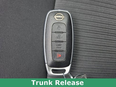 Used 2024 Nissan Sentra SV image 42