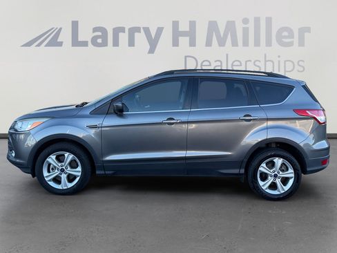 Used 2014 Ford Escape SE w/ Equipment Group 201A image 2