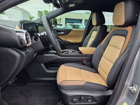 New 2026 Chevrolet Equinox ACTIV FWD image 7