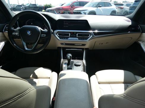 Used 2021 BMW 330i Sedan w/ Premium Package RWD image 19