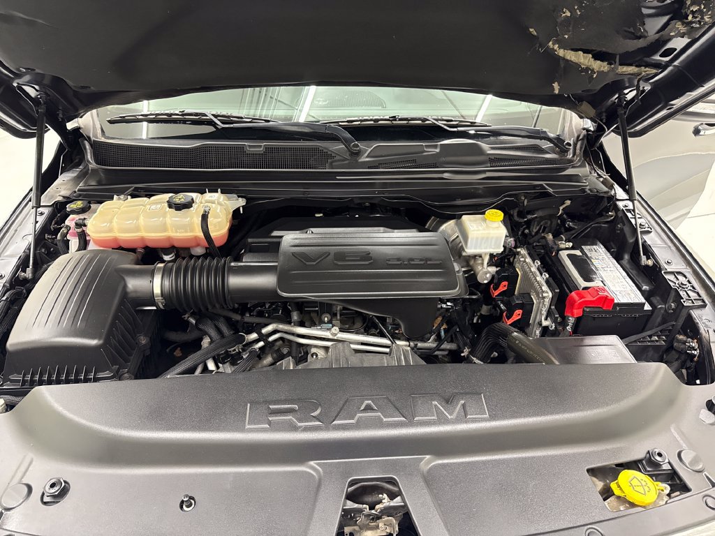 Used 2019 RAM 1500 Big Horn AWD/4WD image 14