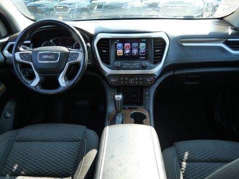 Used 2018 GMC Acadia SLE AWD/4WD image 10