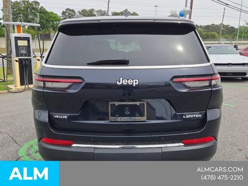 Used 2025 Jeep Grand Cherokee L Limited w/ Trailer Tow Package AWD/4WD image 12