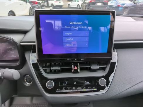 Used 2026 Toyota Corolla SE w/ SE Package FWD image 19