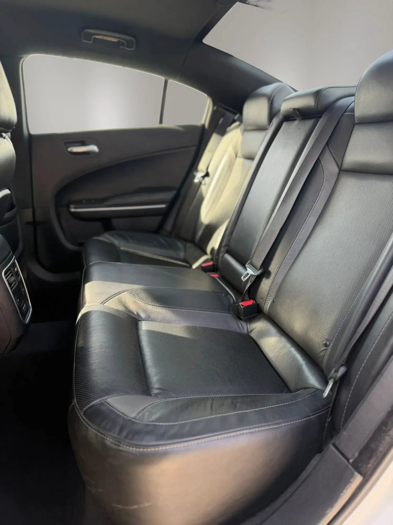 Used 2021 Dodge Charger SXT w/ Leather Interior Group RWD image 18