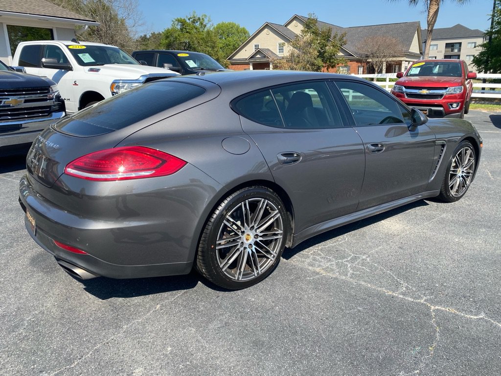 Used 2016 Porsche Panamera image 7