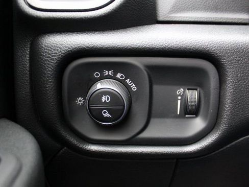 New 2026 RAM 3500 Tradesman image 17