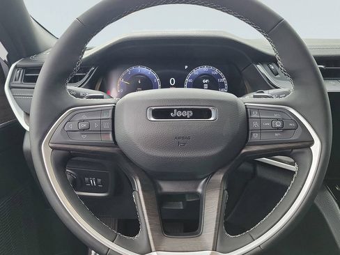 New 2026 Jeep Grand Cherokee Altitude AWD/4WD image 12