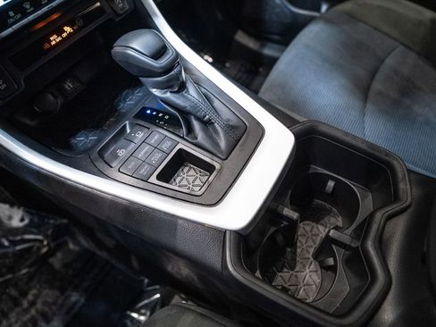 Used 2024 Toyota RAV4 LE image 17