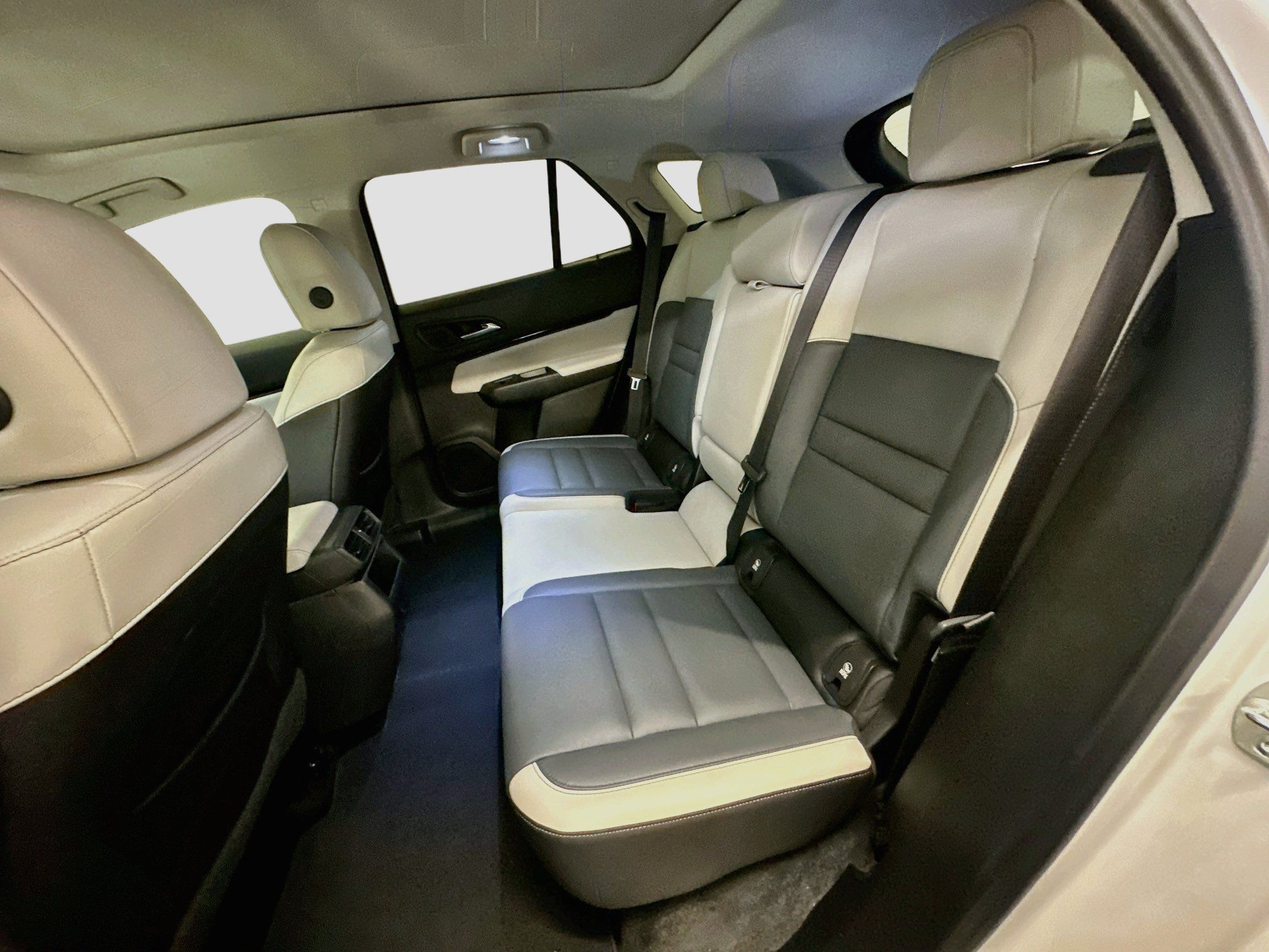 Used 2025 Honda Prologue Touring image 30