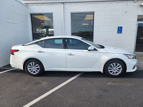 Used 2019 Nissan Altima 2.5 S FWD image 5