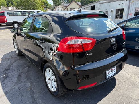 Used 2014 Kia Rio EX w/ Convenience Package FWD image 5
