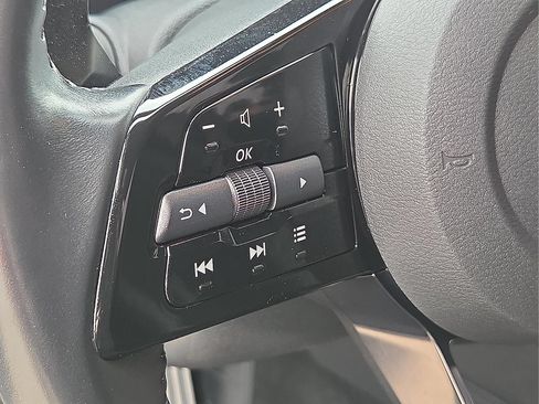 Used 2024 Nissan Z Performance w/ Floor Mat Package RWD image 12