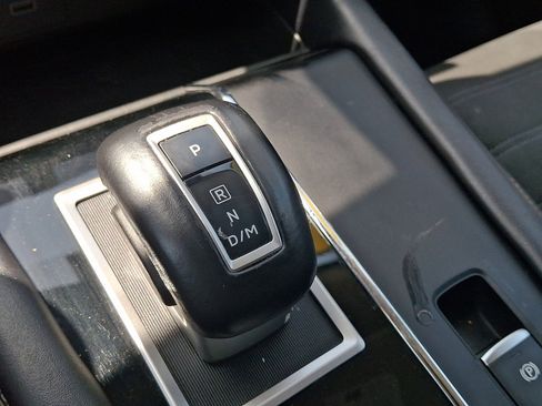 Used 2024 Mitsubishi Outlander SE AWD/4WD image 30