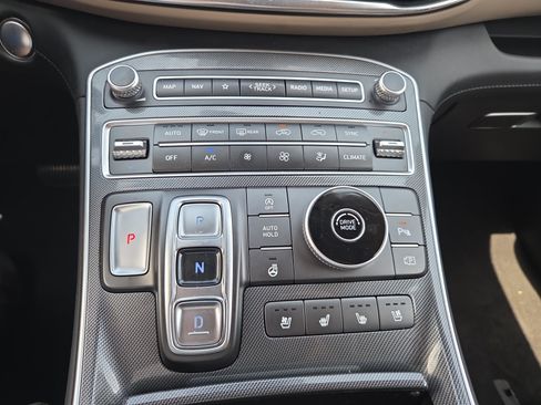 Used 2021 Hyundai Santa Fe Limited FWD image 15