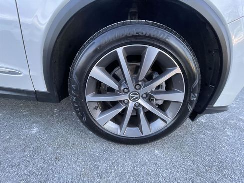 Used 2025 Acura MDX SH-AWD w/ Technology Package image 10