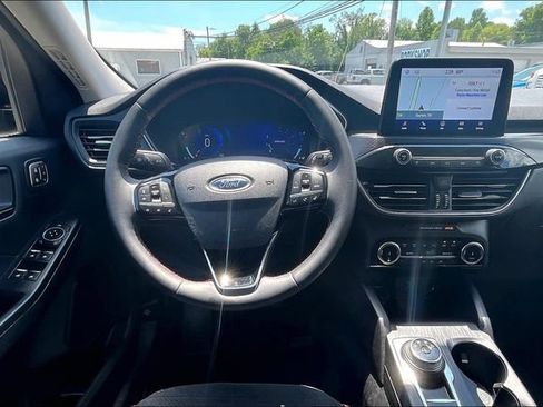 Used 2022 Ford Escape SEL w/ SEL Stealth AWD Package image 5