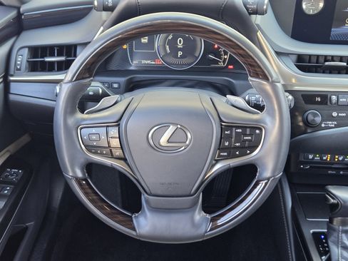 Used 2020 Lexus ES 300h w/ Premium Package image 37