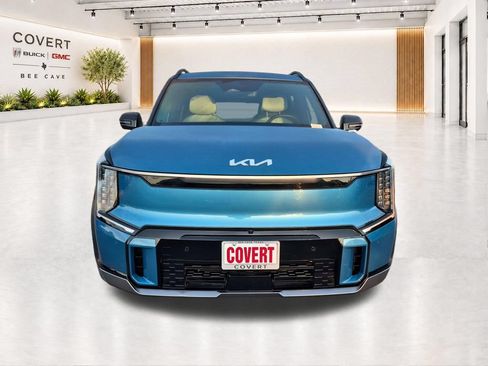 Used 2024 Kia EV9 GT-Line AWD/4WD image 3