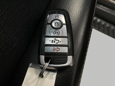 Used 2018 Ford F150 Lariat w/ Equipment Group 502A Luxury image 30