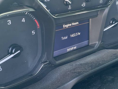 Used 2023 GMC Sierra 2500 AT4 w/ Gooseneck/5TH Wheel Package AWD/4WD image 11