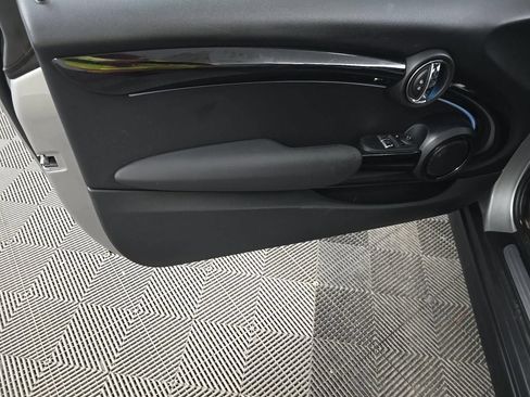 Used 2024 MINI Cooper S FWD image 7