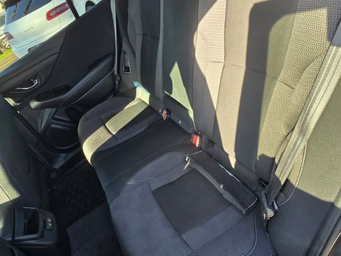 Used 2021 Subaru Outback Premium image 19