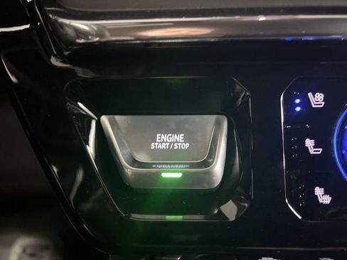 New 2026 GMC Sierra 2500 Denali Ultimate AWD/4WD image 17