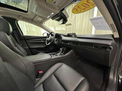 Used 2025 MAZDA MAZDA3 s image 17